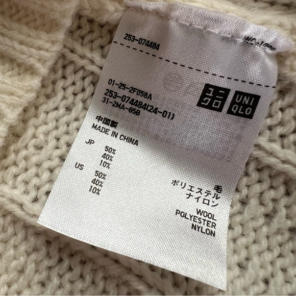Uniqlo White Cream Cableknit Wool Blend Short Sleeve Turtleneck Sweater - Picture 7 of 9